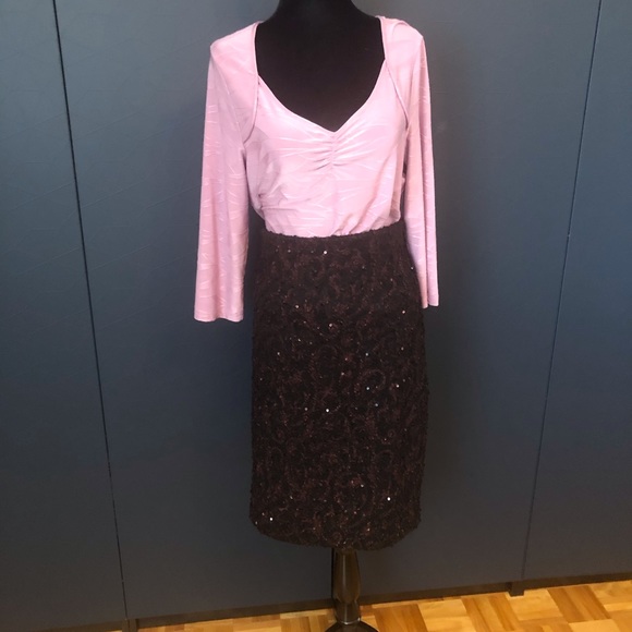 VINTAGE PINK/BLACK with sequin skirt size large - Picture 3 of 6